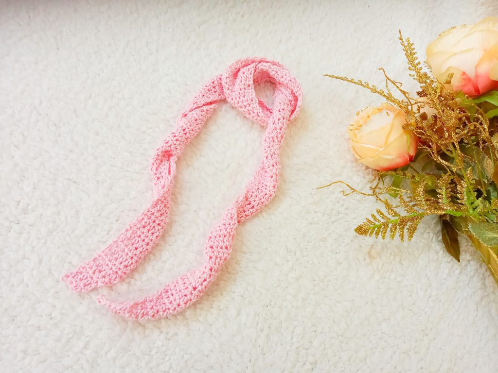 Crochet Romantic 1950s Hair Scarf