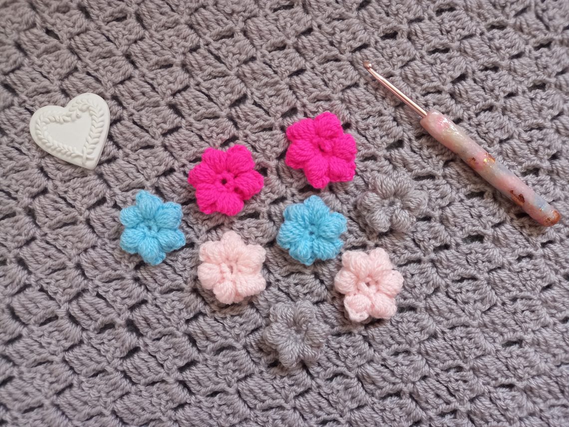 Crochet Puff Flower Beginner Tutorial