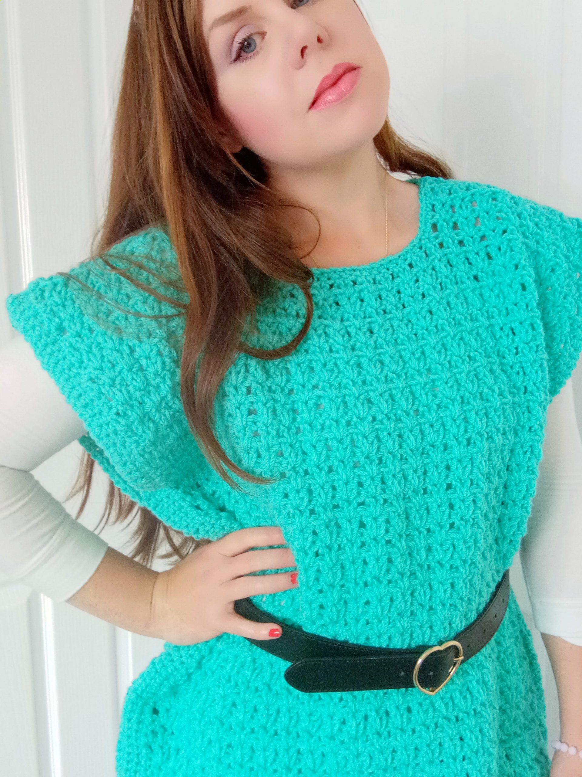 Hi everyone, this week I am bringing to you the crochet Aquamarine Poncho pattern. This very easy crochet project is beautiful and perfect for beginners. Crocheted fast using Lion Brand's Vanna's Choice yarn, it is a very dainty oversized poncho pattern. I hope you enjoy this easy tutorial!