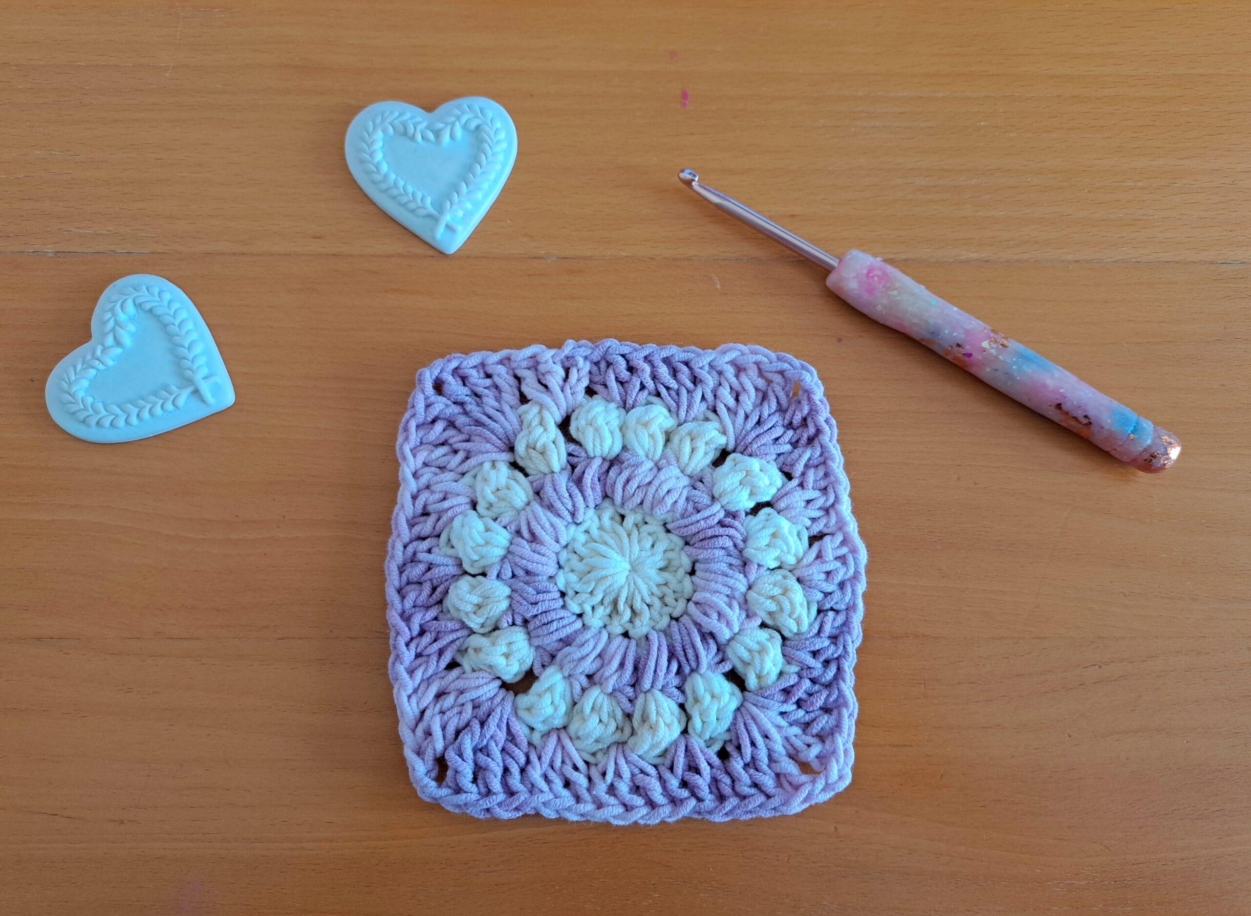 Crochet Sunburst Granny Square Free Pattern