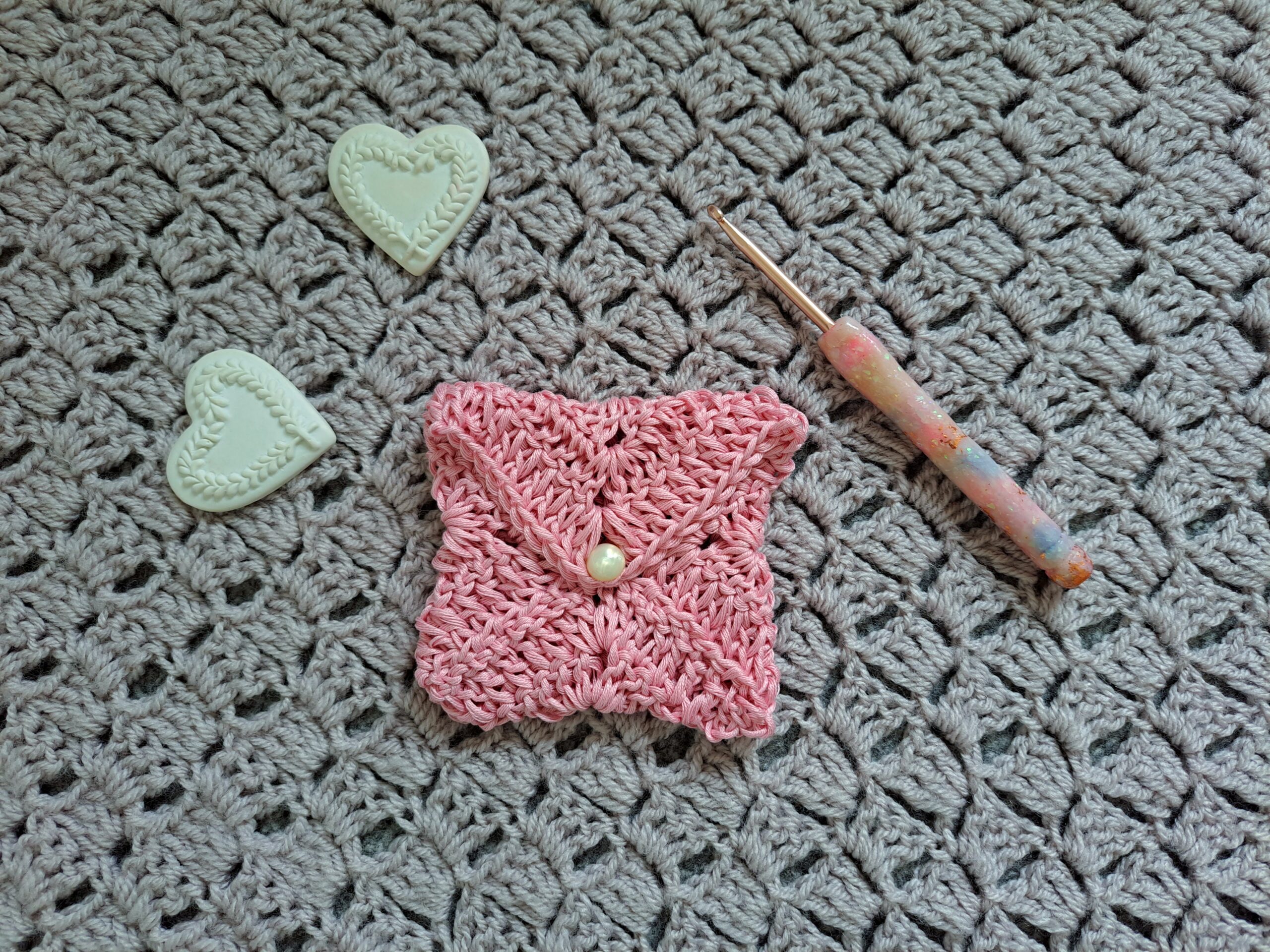 Crochet Delicate Purse Free Pattern