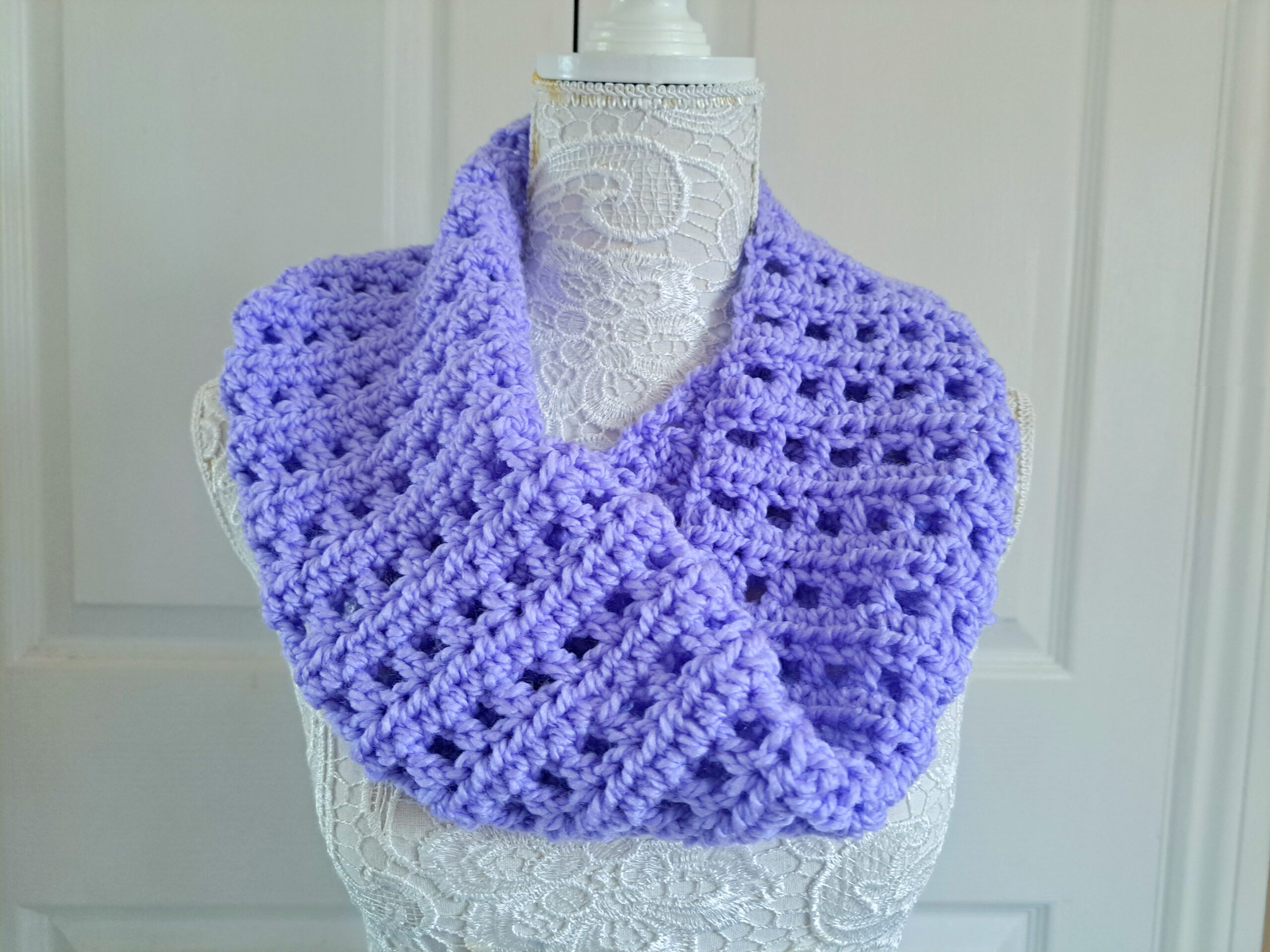 Crochet Shoulder Warmer Snood Free Pattern
